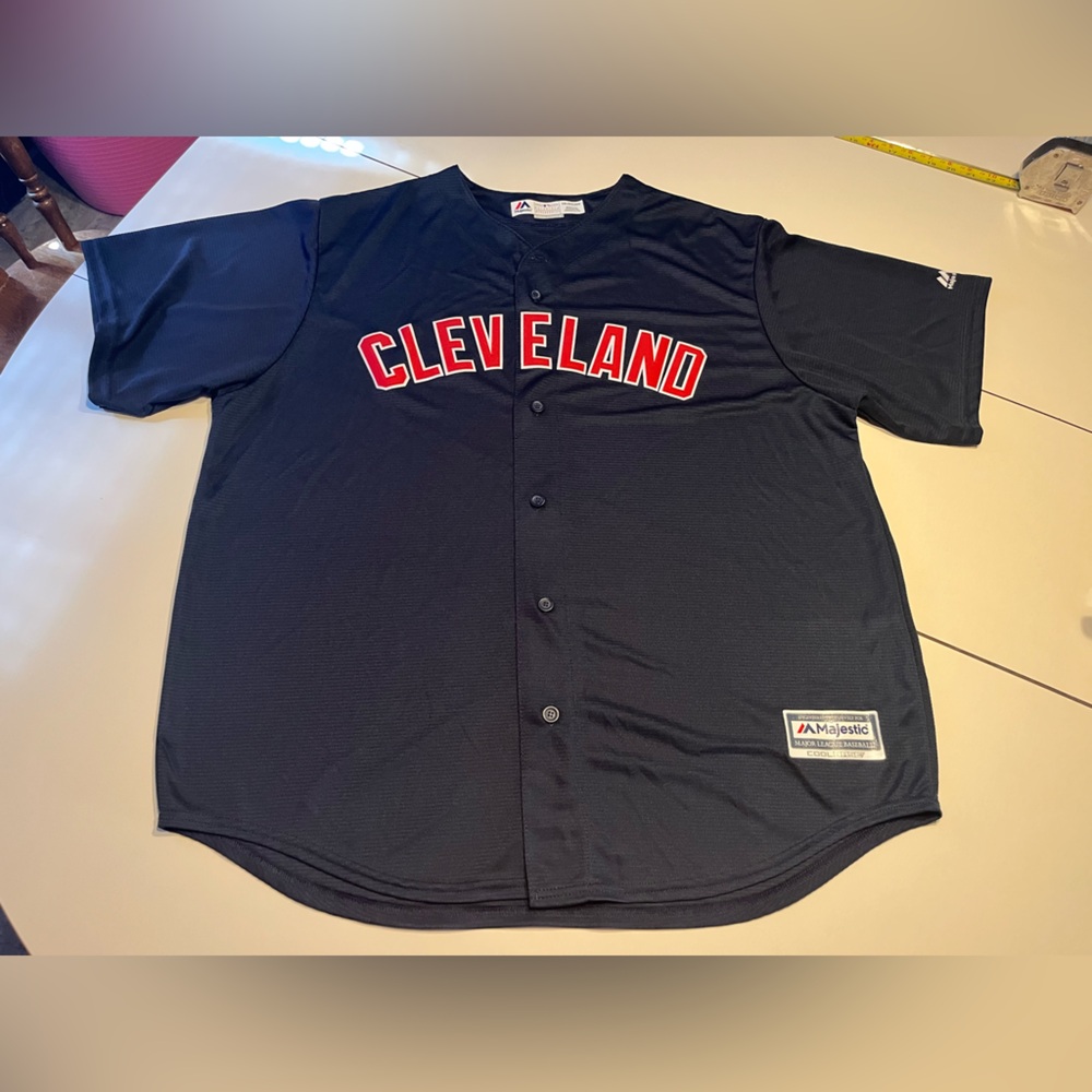 Cleveland Guardians MLB button down XXL short sleeve navy blue jersey no name